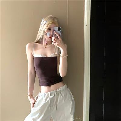 海底娇娃蓝华：处女任务 封面